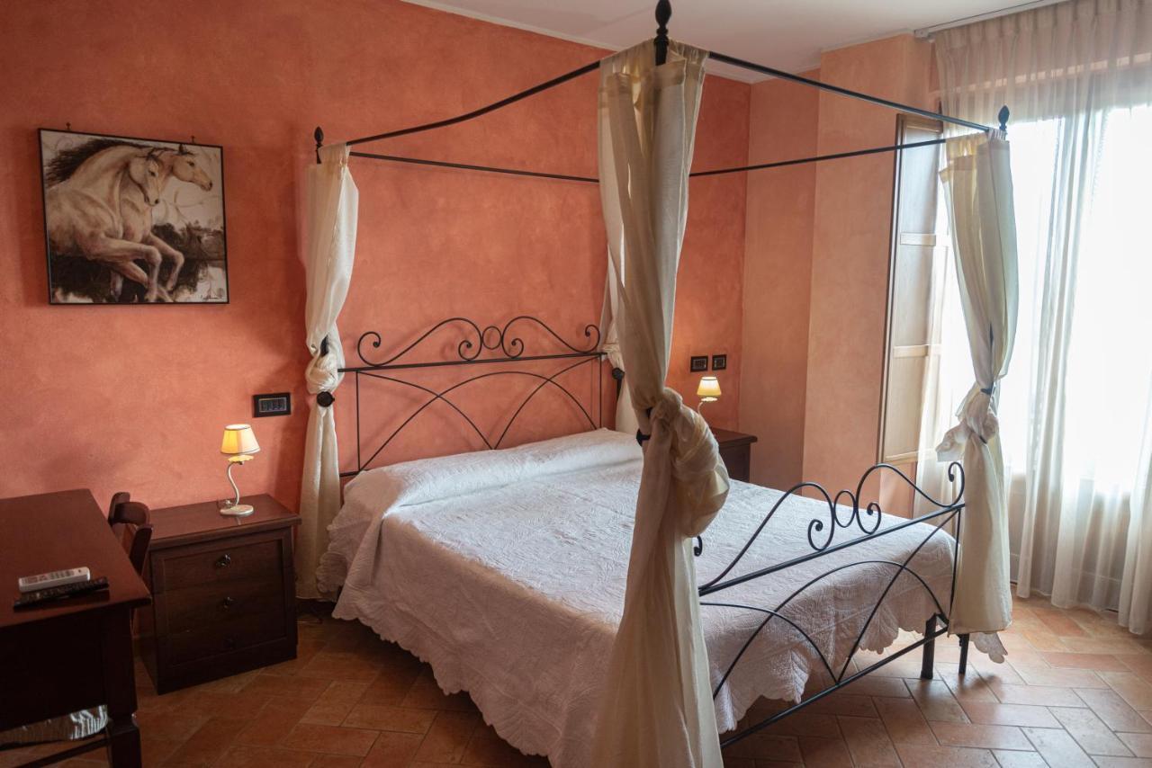 B&B Villa Barbarossa Petrignano Kültér fotó