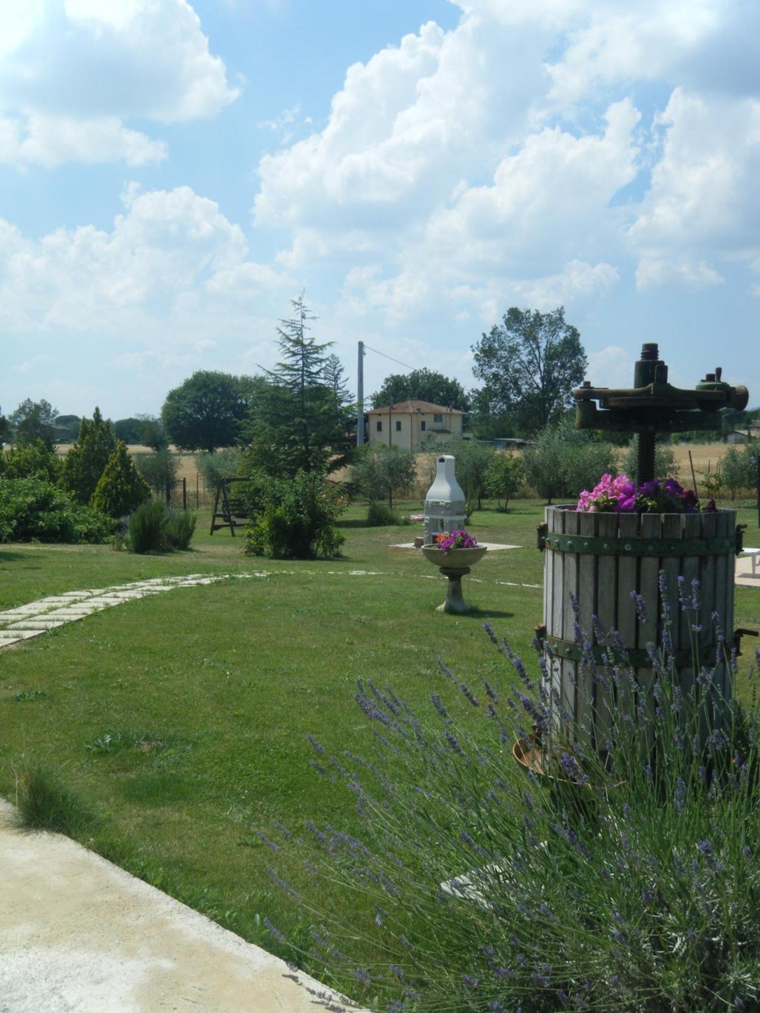 B&B Villa Barbarossa Petrignano Kültér fotó